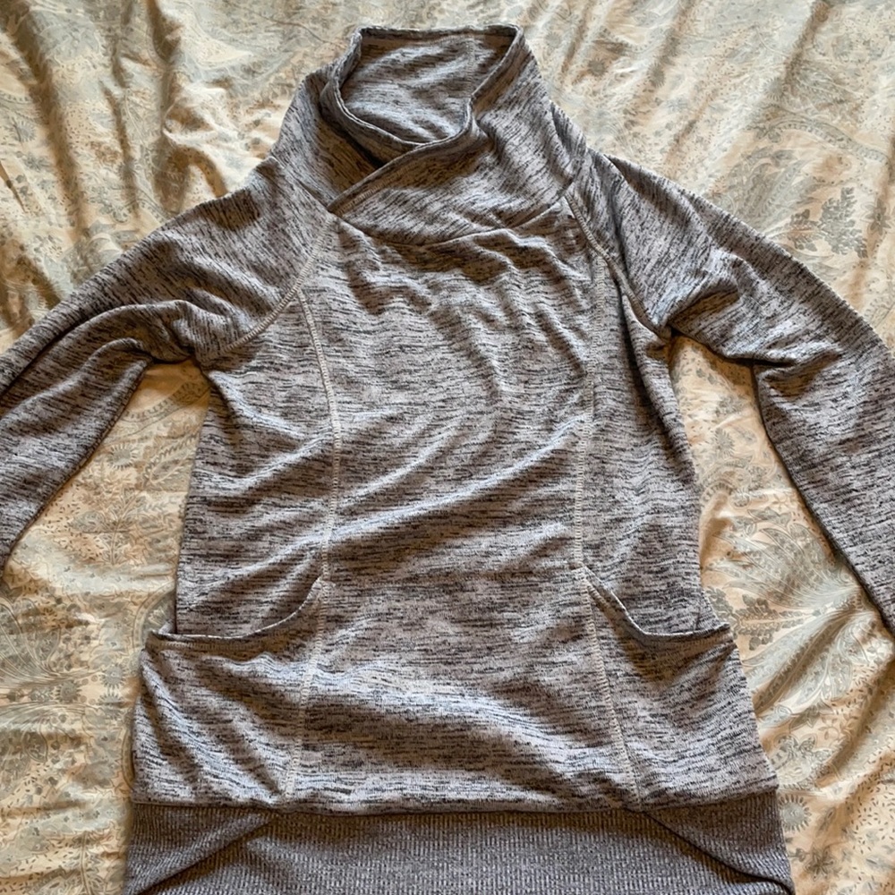 Knitted turtle neck, athletic sweater